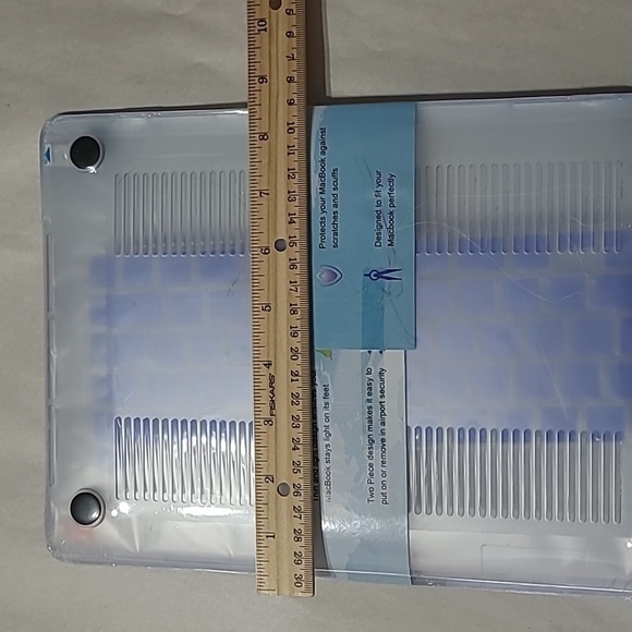 MacBook Cover NWT - Picture 7 of 8